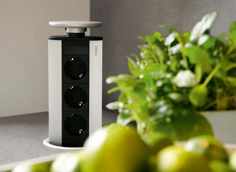 Versenkbare Steckerleiste für die Küche