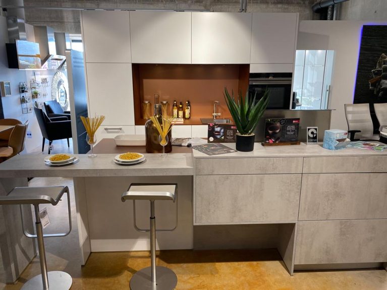 Nova Musterküche für Küchenabverkauf in Bad Säckingen